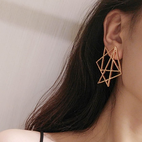 Geometric Star Gold Earrings - Picture 2 of 4